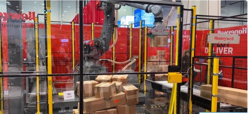 Honeywell Robotic's Intelligent Depalletizer